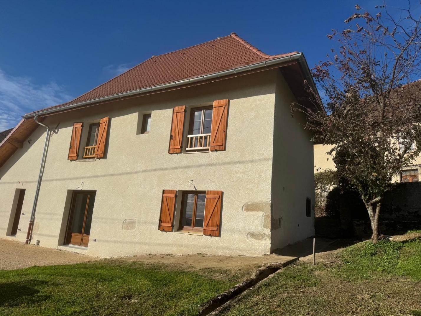 Maison Leonora Saint-Genix-sur-Guiers Экстерьер фото
